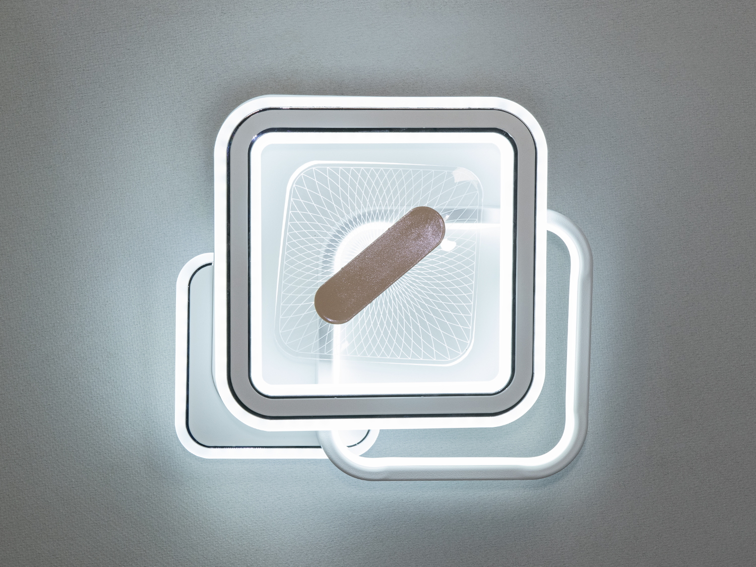 Світлодіодний світильник 68W з регулюванням кольору світла для сучасних інтер’єрів. Ідеальний для вітальні, спальні, кухні та дитячої кімнати.