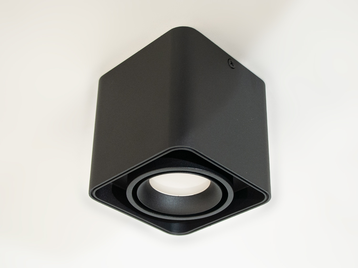 Накладний точковий поворотний світильник для зали, кухні від ТМ 