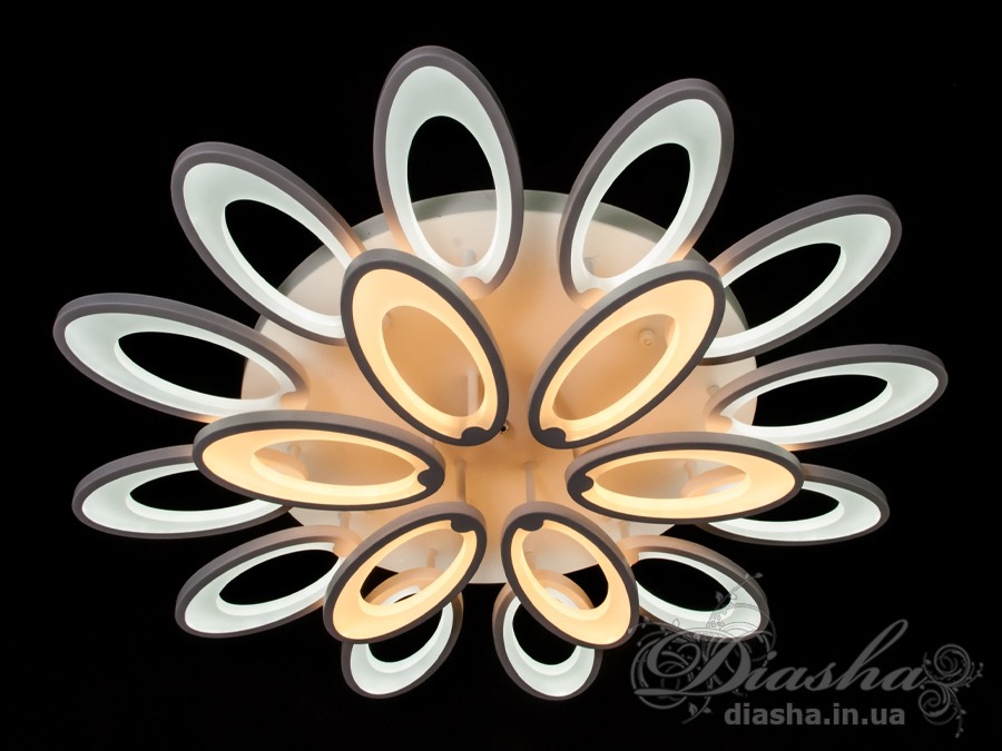 Перед Вами зовсім нове і незвичайне виконання плафонів, що обрамляють LED лампи. Така люстра запросто підійде під будь-який інтер'єр - класичний, сучасний і навіть у стилі &laquo;хай-тек&raquo;.
Люстра оснащена блоком живлення світлодіодних ламп, пультовим керуванням, порежимним включенням.