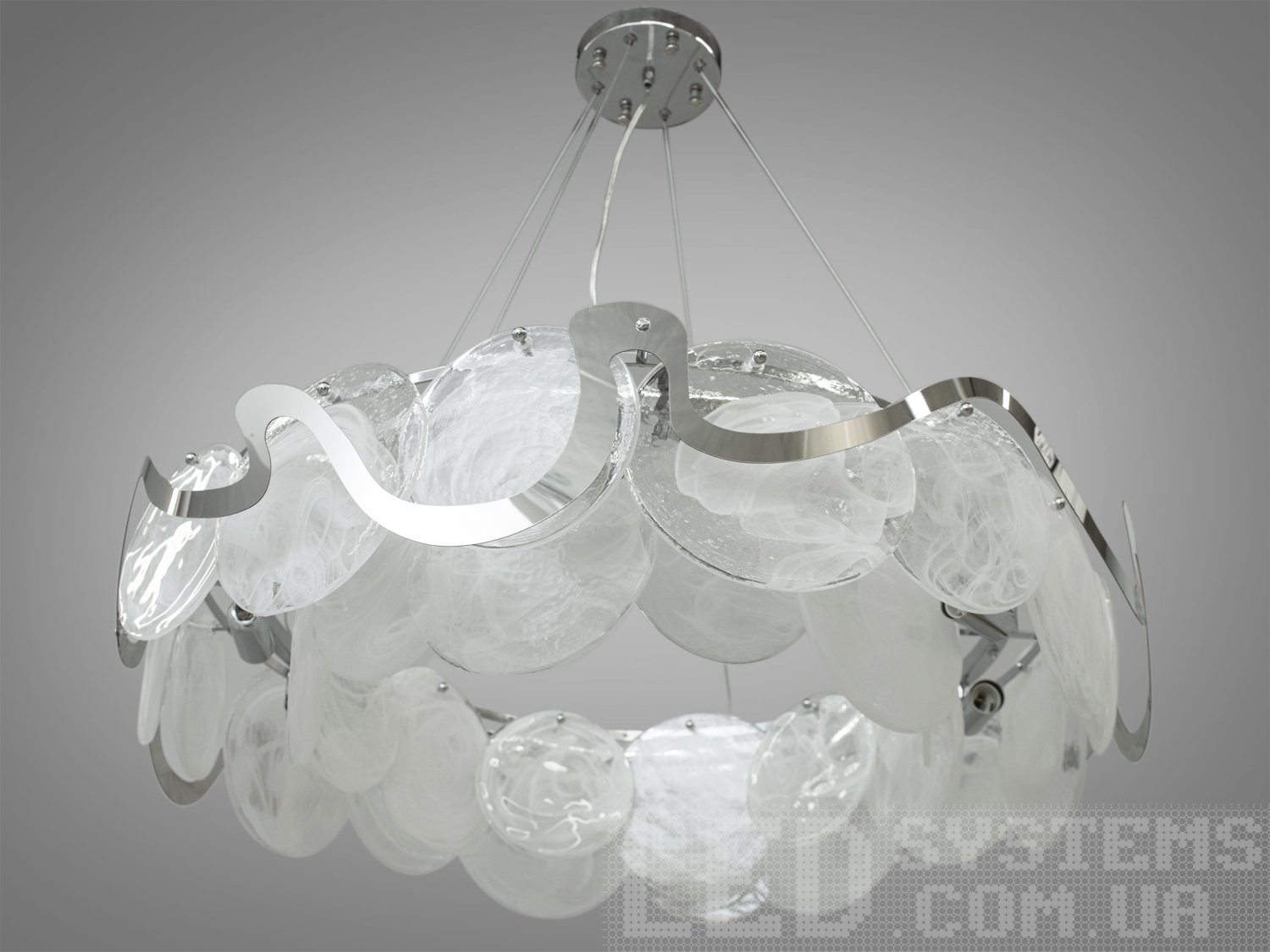 Скляна люстра підвіс із круглими елементами на 10 ламп, з металевим корпусом добре виглядатиме в сучасному інтер'єрі зали, спальні, коридору або кухні.&nbsp;На неї можна дивитися під будь-яким кутом, і не дивлячись на легкість конструкції люстри, ви завжди бачитимете лампи тільки через димчасте скло.&nbsp;Висота люстри регулюється, завдяки чому підходить для низьких стель. Люстра-підвіс під звичайні лампочки розжарювання, економки або світлодіодні лампи з цоколем Е14.&nbsp;Стельове кріплення на планку універсальне підходить для навісних, натяжних та звичайних стель.&nbsp;
Увага. Вага люстри понад 10 кг.&nbsp;
Лампи до комплекту не входять.