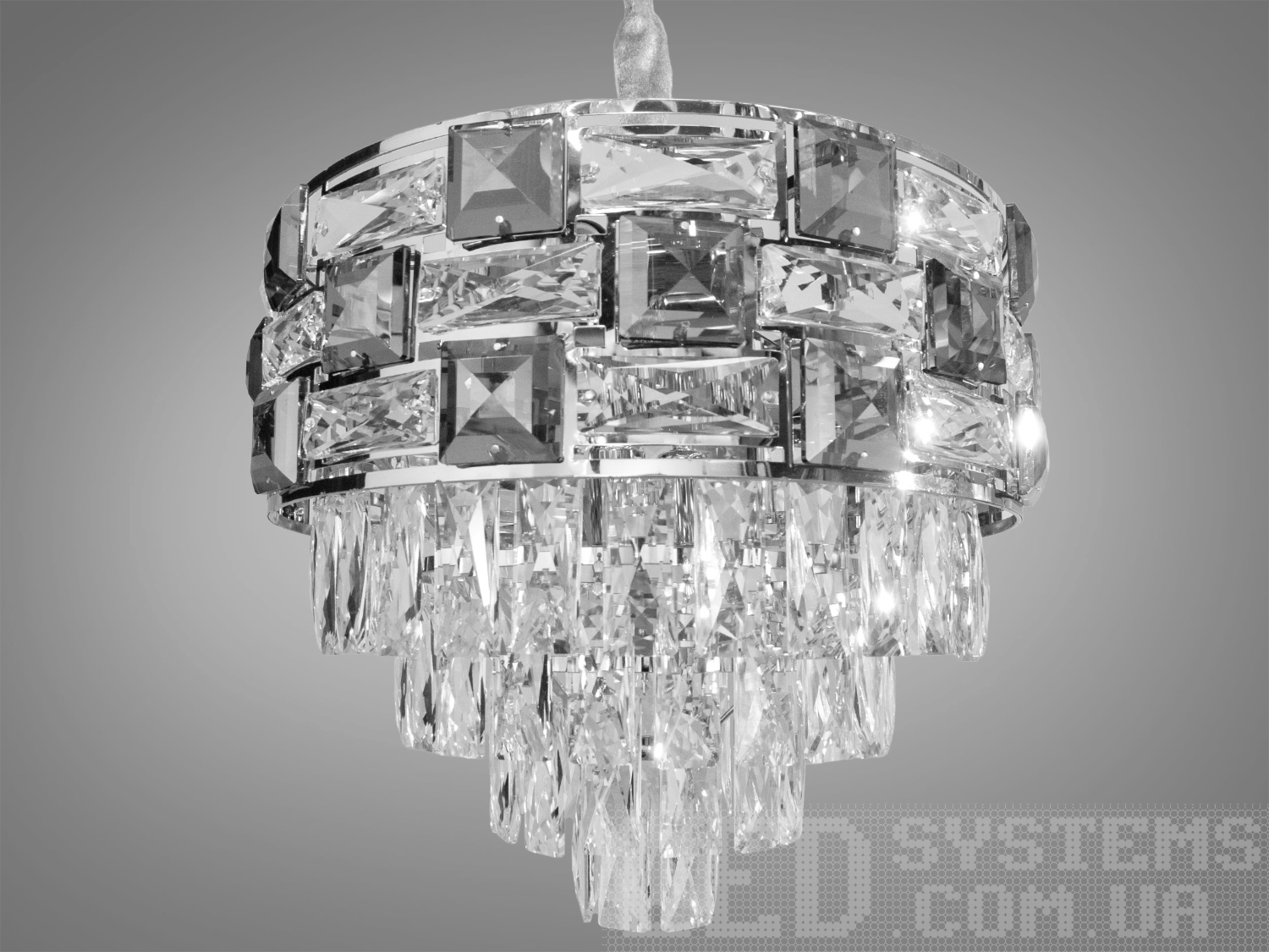 Елегантна кришталева люстра в сучасному стилі з металевим корпусом добре виглядатиме в інтер'єрі залу, вітальні, спальні, їдальні... Висота люстри регулюється, завдяки чому підходить для невеликих кімнат та низьких стель. У класичний інтер'єр вона вносить нотки сучасності та легкої грайливості, а квартирі студії в стилі лофт дарує крапельку строгості та впорядкованості.
Стельове кріплення на планку універсальне та підходить для навісних, натяжних та звичайних стель. Люстра-підвіс під звичайні лампочки розжарювання, економки або світлодіодні лампи з цоколем Е14.
Увага. Вага люстри понад 8кг.