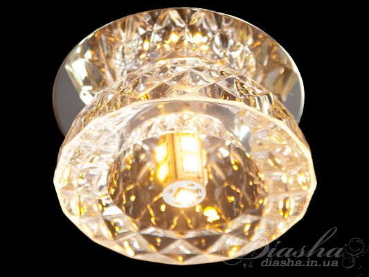 Чудовий, сліпучий, що переливається всіма своїми гранями - &nbsp;благородний кришталь. Будь-який виріб з кришталю - це ознака розкоші та багатства.
Кришталевий точковий світильник від ТМ 