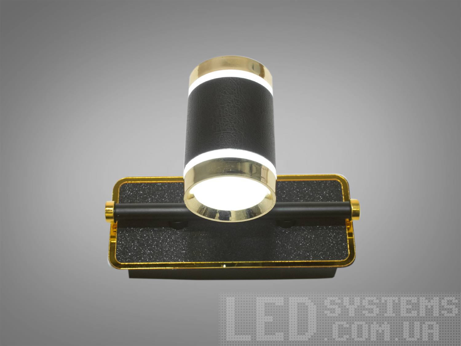 Цей стильний світильник від ТМ 