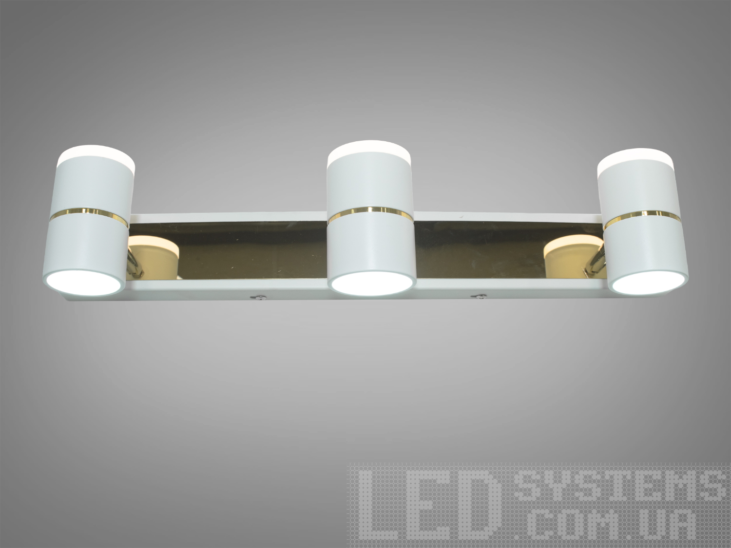 Цей сучасний світильник від ТМ 