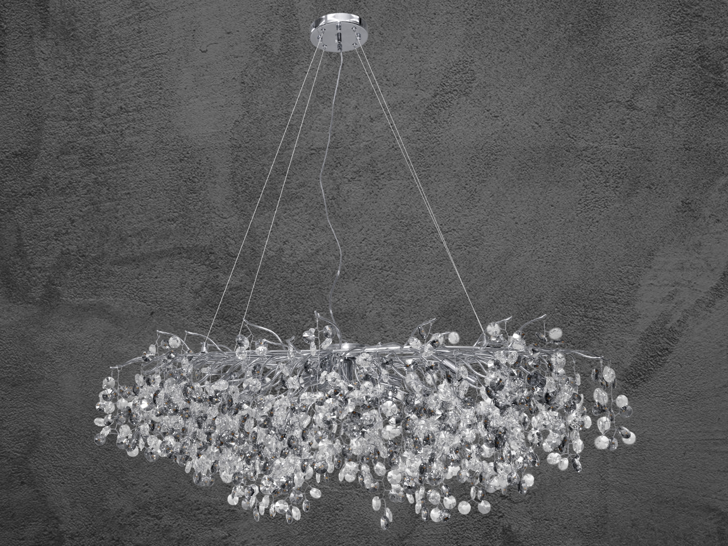 Вишукана овальна кришталева люстра-підвіс для залу робить її ідеальною для встановлення над обідніми столами або робочими зонами, де вона може працювати не тільки як освітлювальний прилад, а й як візуальний орієнтир, створюючи почуття впорядкованості