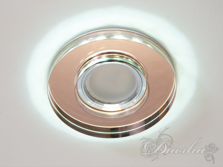 Зазвичай точкові світильники призначаються для підвісних стель і для підсвічування різних ніш або робочої поверхні. Конструктивно точковий світильник складається з двох частин: видимої - декоративної та вбудованої - функціональною. Функціональна частина світильників складається з каркаса, куди вставляється джерело світла та кріпиться декоративна частина, а також затискачів, які призначені для кріплення світильника до стелі. Різноманітність декоративної частини точкових світильників&nbsp;дозволяє зробити Ваш інтер'єр неповторним. Головні якості сучасних точкових світильників - це рівномірне освітлення всього приміщення з можливістю акцентування необхідних деталей інтер'єру.&nbsp;
У світильник вбудовано підсвічування потужністю 3Вт (колірна температура 6400K &ndash; холодний білий).
Для оптових покупців відпускається лише ящиками по 50 шт.
Лампа&nbsp;MR-16&nbsp;в комплект не входять.
&nbsp;