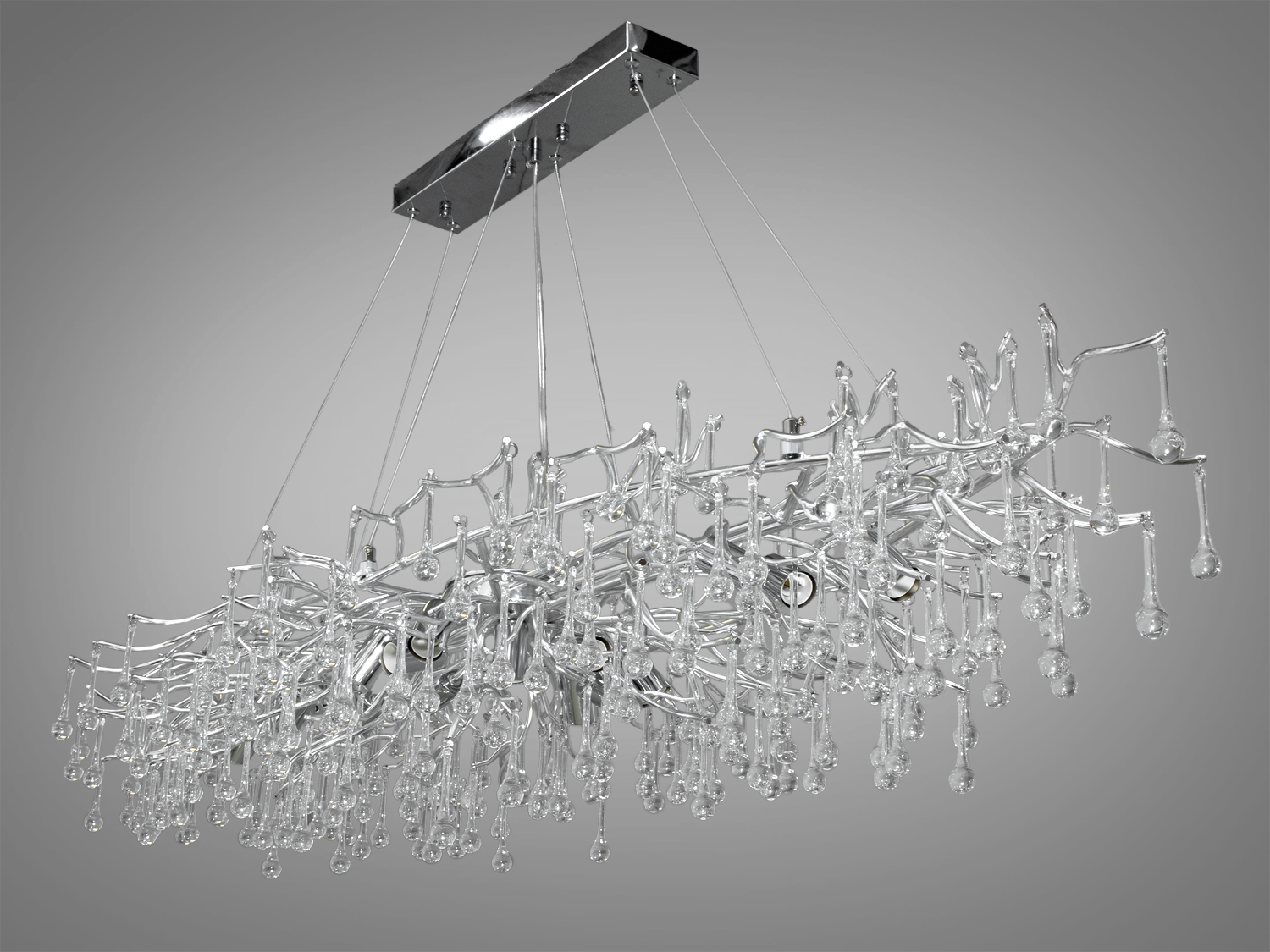 Вишукана кришталева люстра витягнутої форми 