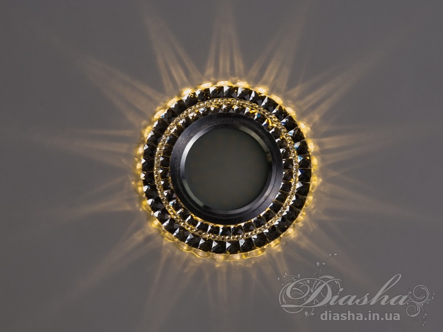 Точковий світильник Diasha 7672WH з LED підсвічуванням та кришталевими вставками. Ідеально підходить для сучасних інтер′єрів.