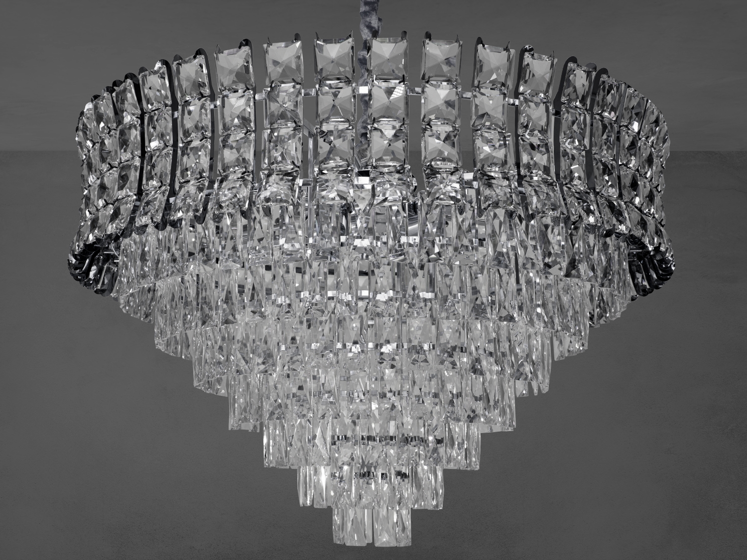 Шикарна кришталева люстра для холу добре виглядатиме в інтер