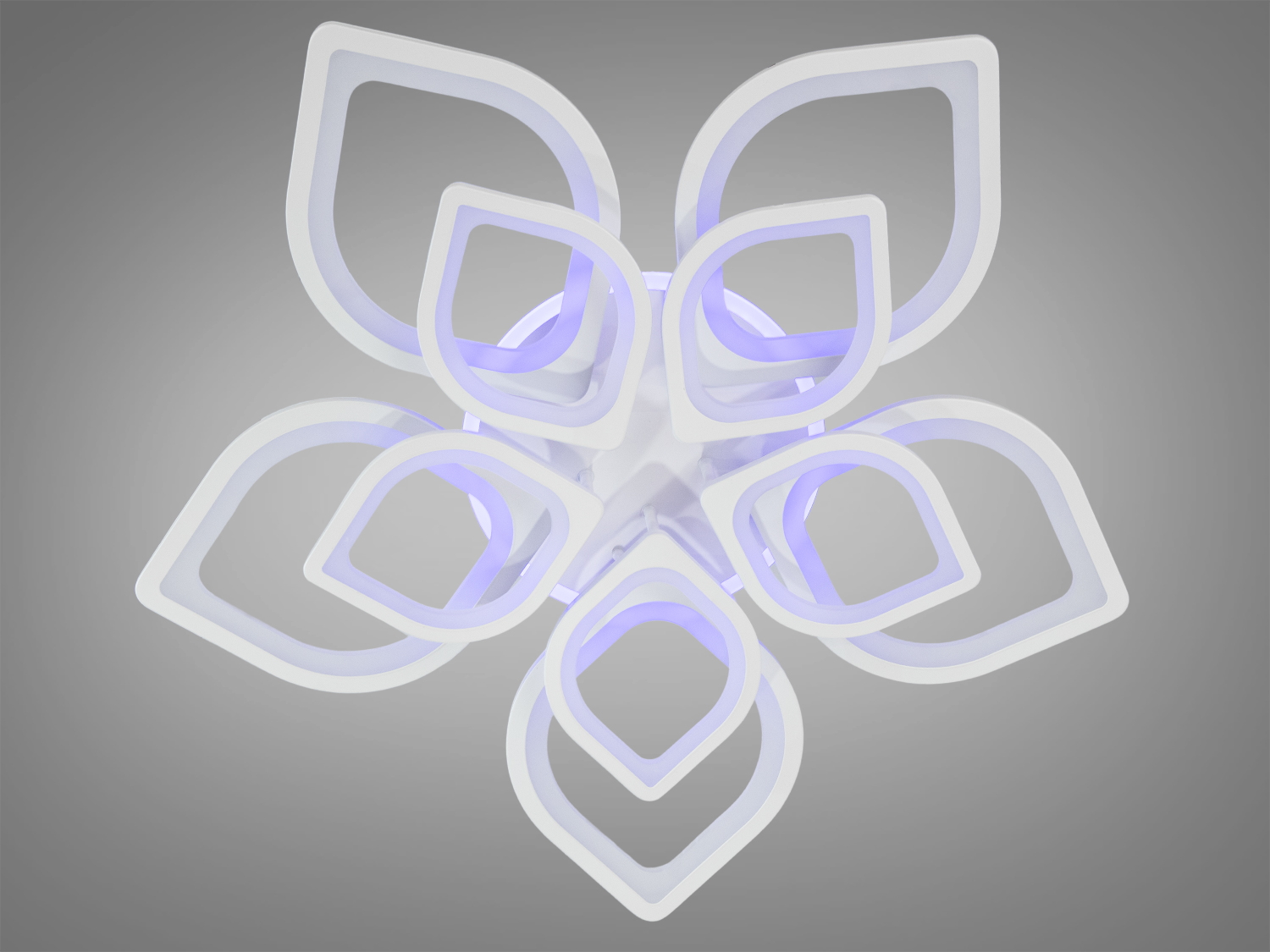 Ніжна LED-люстра для спальні з пультом, з LED підсвічуванням, з димером підходить на площу приміщення приблизно 26 кв.м.
Світлодіодна люстра має кілька режимів: холодний 6000К, нейтральний 4100К, теплий 3200К, кольорове підсвічування, суміщений режим &ndash; будь-яке основне світло плюс будь-який колір світлодіодного підсвічування. Регулювання яскравості люстри від 5 до 100% відбувається за допомогою пульта дистанційного керування, що входить до комплекту.
Переваги акрилових розсіювачів знаходять своє відображення у міцності, довговічності та легкості конструкції люстри. Вона відрізняється низьким енергоспоживанням, що робить її економічно вигідною, а також малою висотою від стелі, ідеальною для просторів з обмеженою висотою стелі.
Люстра світить яскраво, але не сліпить за рахунок матеріалу &ndash; акрилу, до того ж цей матеріал дуже міцний &ndash; його важко зашкодити. Застосовується для зали, вітальні, кухні, спальні, їдальні, дитячої, тому що відсутні елементи, що б'ються.
Універсальне кріплення на монтажну планку підходить для стель будь-якого типу.