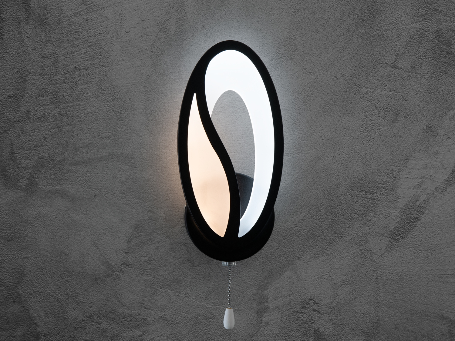 Настінний світлодіодний світильник-бра застосовується для читання та освітлення. За допомогою вимикача є можливість зміни температури світла: холодний 6400К, нейтральний 4500К, теплий 2700К, а також включення-вимикання відбувається шнурком на самому бра.
Кріпиться до стіни, до гіпсокартону або до інших настінних поверхонь.