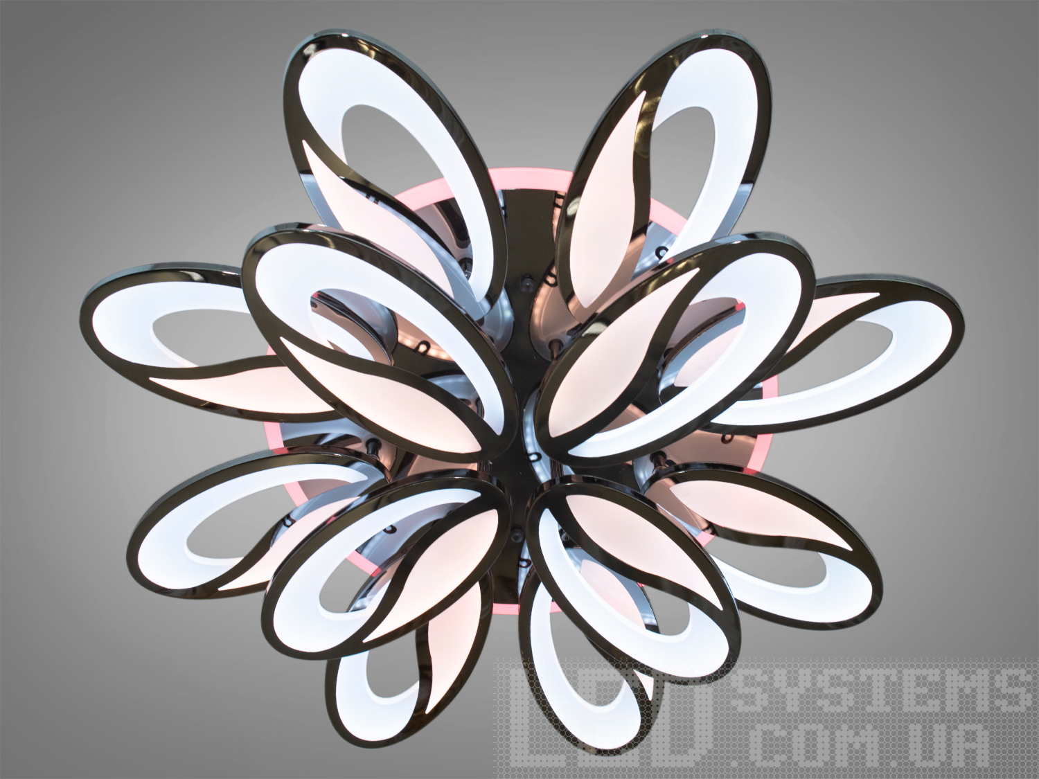 Світлодіодна люстра для зали з LED підсвічуванням, з диммером, з пультом підходить на площу приміщення приблизно 28 кв.м.
Світлодіодна люстра має кілька режимів: холодний 6400К, нейтральний 4500К, теплий 2700К, кольорове підсвічування, суміщений режим &ndash; будь-яке основне світло плюс будь-який колір світлодіодного підсвічування. Регулювання яскравості люстри від 5 до 100% відбувається за допомогою пульта дистанційного керування, що входить до комплекту.
Люстра світить яскраво, але не сліпить за рахунок матеріалу &ndash; акрилу, до того ж цей матеріал дуже міцний &ndash; його важко зашкодити. Застосовується для зали, вітальні, кухні, спальні, їдальні, дитячої, тому що відсутні елементи, що б'ються. Універсальне кріплення підходить для підвісних, натяжних та звичайних стель.