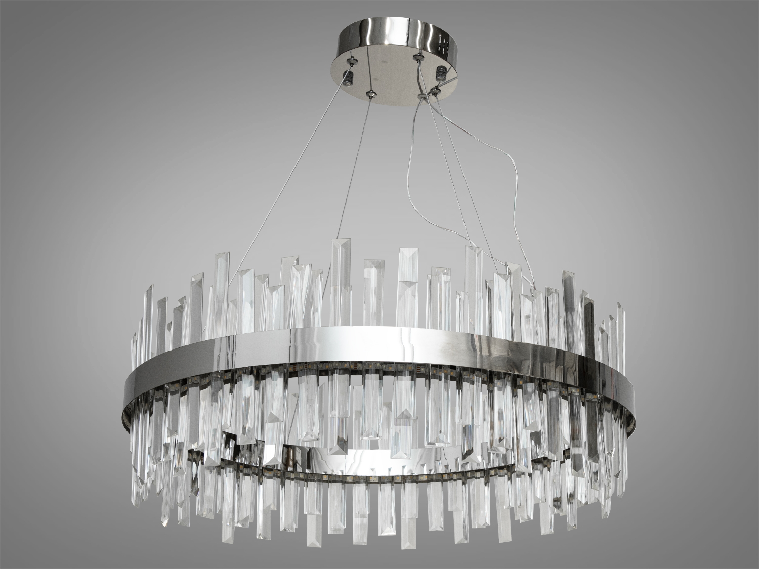 Нові ексклюзивні кришталеві люстри, представлені на нашому сайті, готові осяяти своїм блиском квартири Українців. Ми раді представити колекцію кришталевих люстр з потужним світлодіодним освітленням, що ідеально підійдуть для невеликих кімнат, і навіть для низьких стель.
Використання гнучкого світлодіодного модуля в люстрі дозволяє вивести естетичні якості на новий рівень. Адже, по-перше, тепер немає необхідності в прикладних елементах - патронах, лампах і т.д. По-друге, світло розподіляється по люстрі максимально рівномірно. Більше немає плям від ламп, які треба приховувати десятками шарів кришталю. І по-третє, світлодіоди дозволяють підбирати необхідну температуру світла просто клацанням вимикача.
&nbsp;