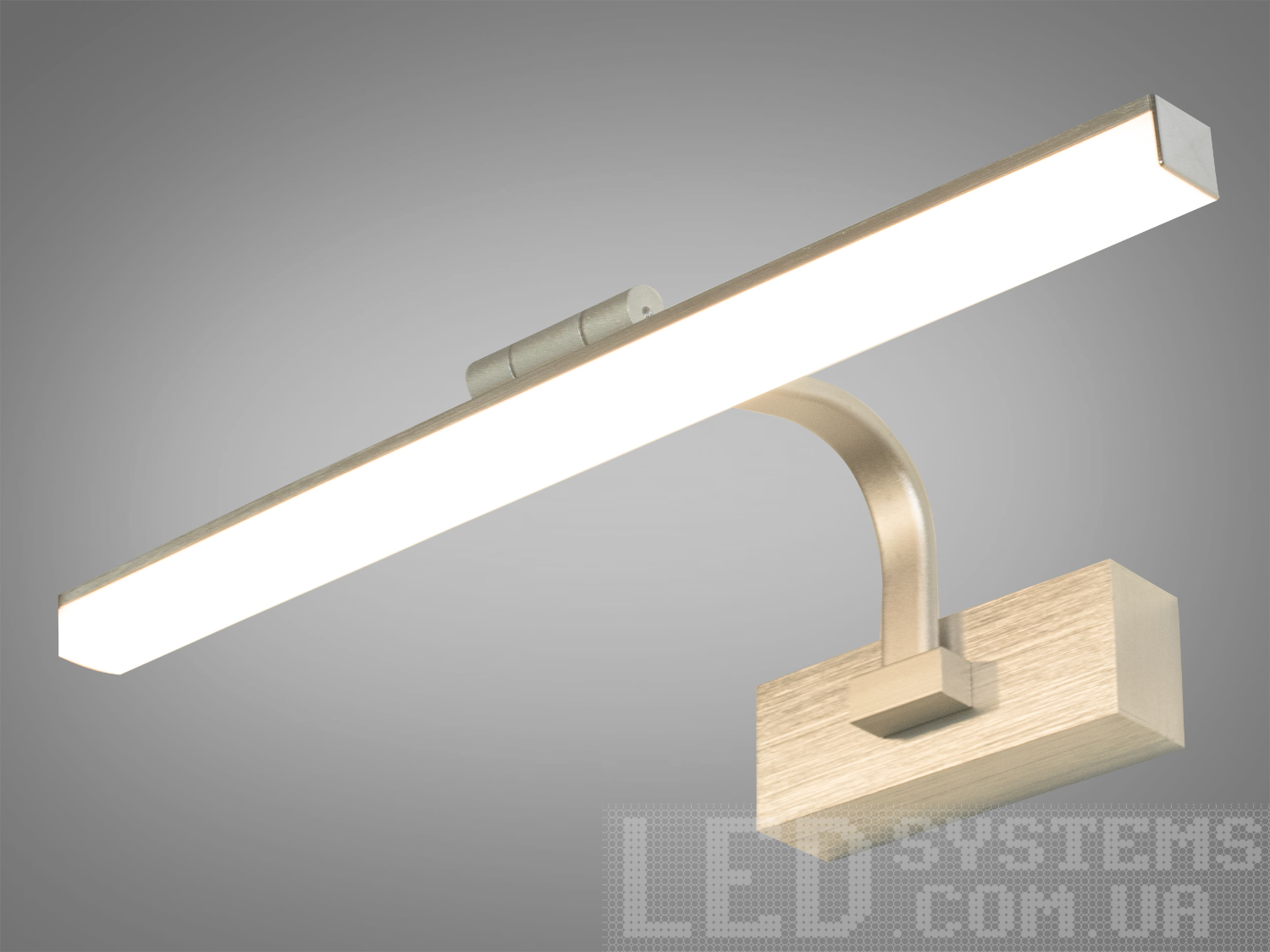 Сучасне підсвічування для картин та дзеркал призначене для акцентного (елементного) підсвічування в інтер'єрі - підсвічування дзеркал як у приміщенні, так і у ванній кімнаті, для картин, витворів мистецтва, стінних ніш.У цій серії всі світильники оснащені світлодіодними енергозберігаючими лампами. Які за дуже низької споживаної потужності створюють потужний світловий потік.
Кріпиться до будь-яких поверхонь стін універсальним кріпленням на монтажну планку.