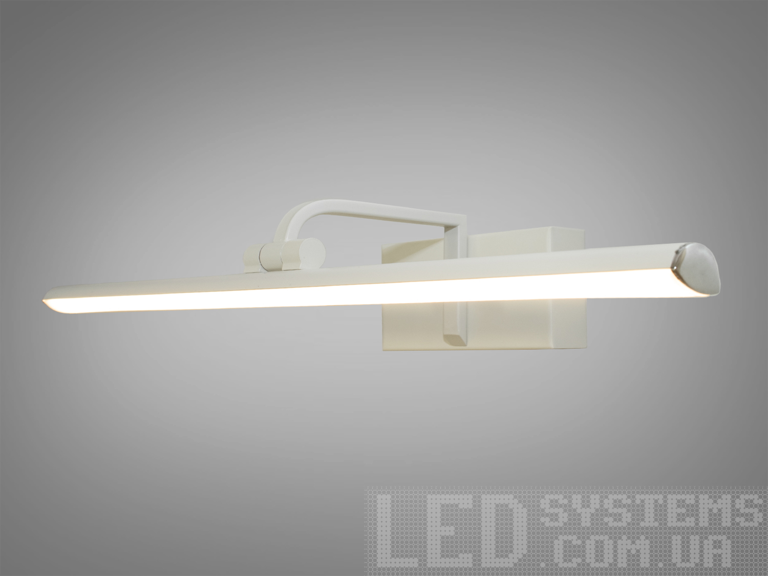 Сучасне світлодіодне підсвічування для дзеркал і картин призначене для акцентного (елементного) підсвічування в інтер'єрі - підсвічування дзеркал як у приміщенні, так і у ванній кімнаті, для картин, творів мистецтва, стінних ніш.У цій серії всі світильники оснащені світлодіодними енергозберігаючими лампами. Які за дуже низької споживаної потужності створюють потужний світловий потік.
Кріпиться до будь-яких поверхонь стін універсальним кріпленням на монтажну планку.
