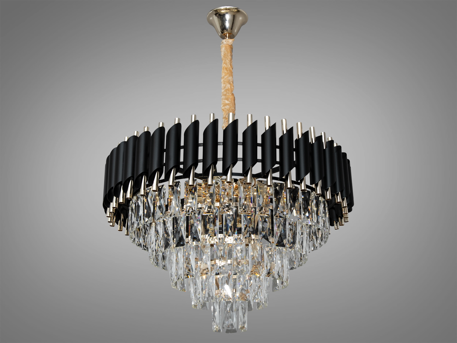 Розкішна підвісна кришталева люстра в спальню з металевим корпусом і кришталевими підвісками добре виглядатиме в інтер'єрі спальні, зали, вітальні, їдальні, квартирі студії, як у стилі лофт, так і в класичному інтер'єрі. При цьому у будь-якому стилі вона залишається 
