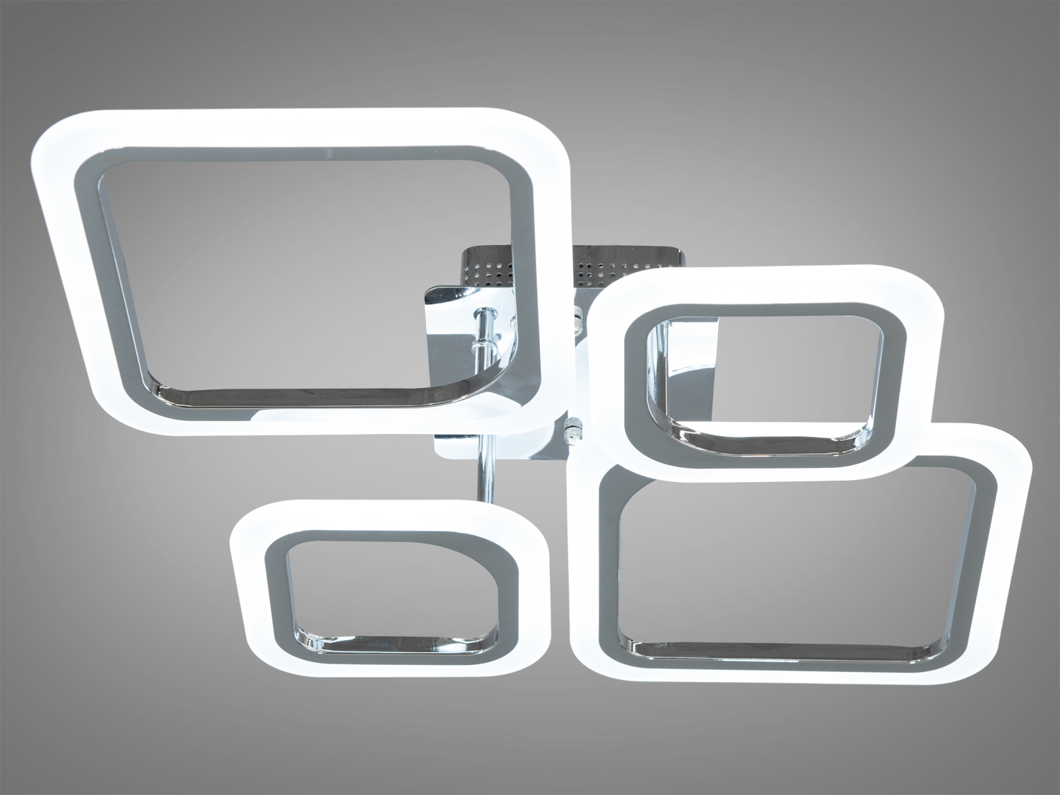 Сучасна світлодіодна люстра серії 8060 у срібному виконанні з пультом, потужністю 52Вт. Ідеальна для сучасного інтер′єру.