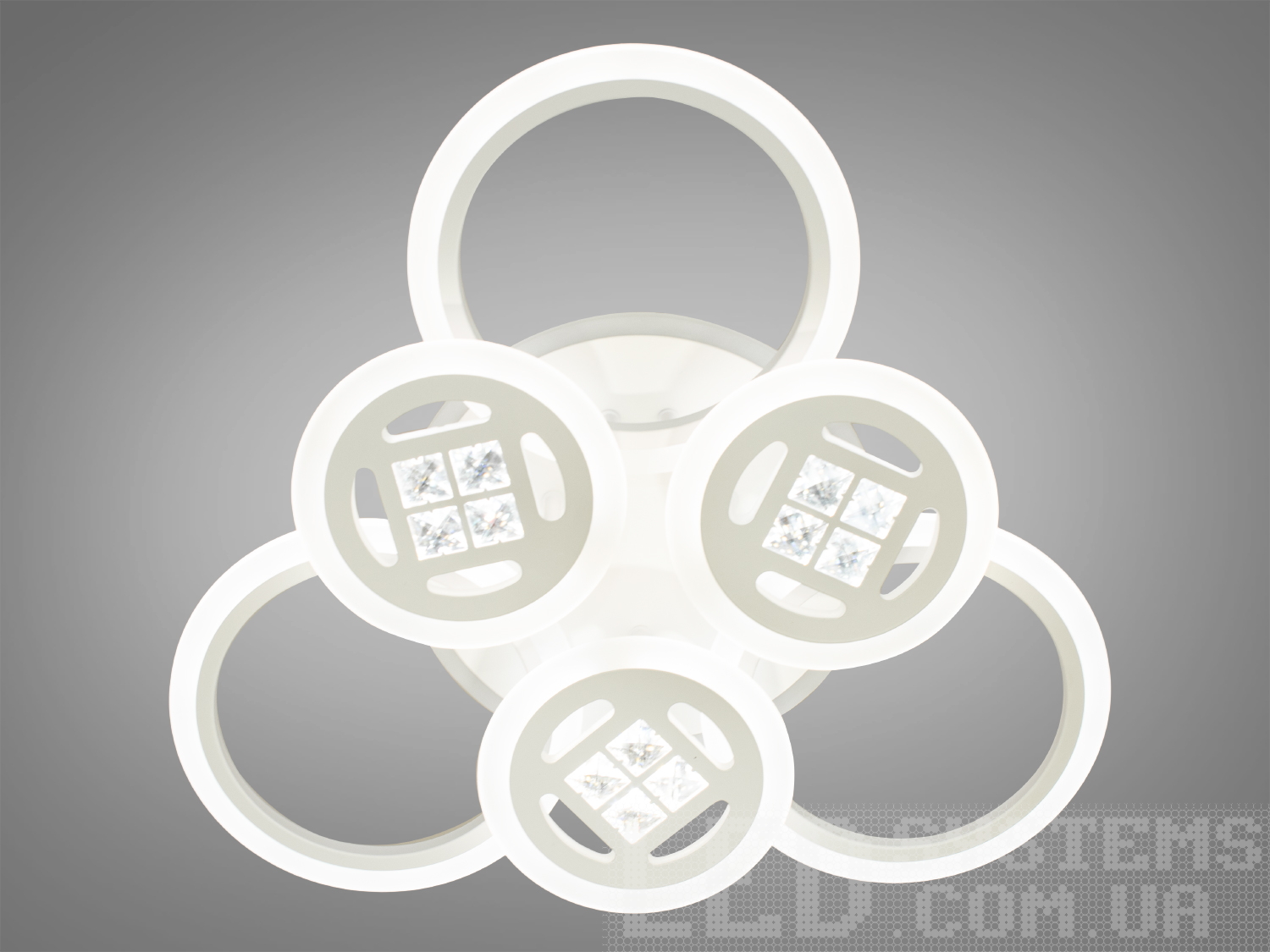 Світлодіодна люстра в дитячу з диммером, з пультом, з LED підсвічуванням підходить на площу приміщення приблизно 16кв.м.
Світлодіодна люстра має кілька режимів: холодний 6000К, нейтральний 4100К, теплий 3200К, включення-вимикання, кольорове підсвічування. Люстра має електронний димер, що дозволяє регулювати яскравість люстри від 5% до 100% за допомогою пульта, що входить до комплекту.
Люстра світить яскраво, але не сліпить за рахунок матеріалу - акрилу, до того ж цей матеріал дуже міцний - його важко пошкодити. Підходить для зали, вітальні, спальні, дитячої, оскільки відсутні скляні елементи.Кріпиться до стелі будь-якого типу універсальним кріпленням на монтажну планку.