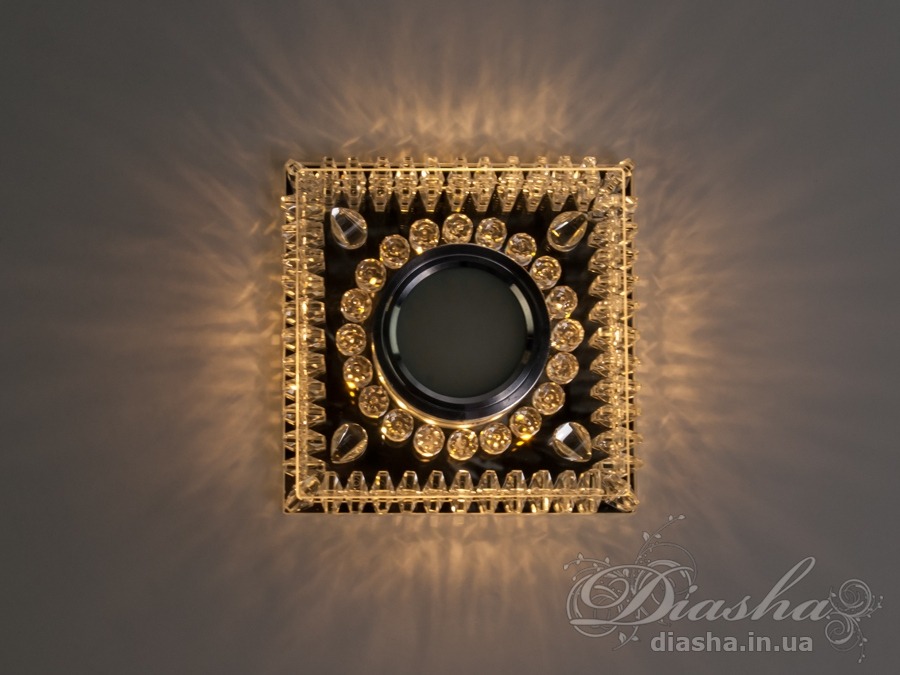 Кришталевий врізний світильник C-83WT з LED підсвіткою. Ідеальне рішення для сучасного інтер′єру, що поєднує вишуканість і функціональність.