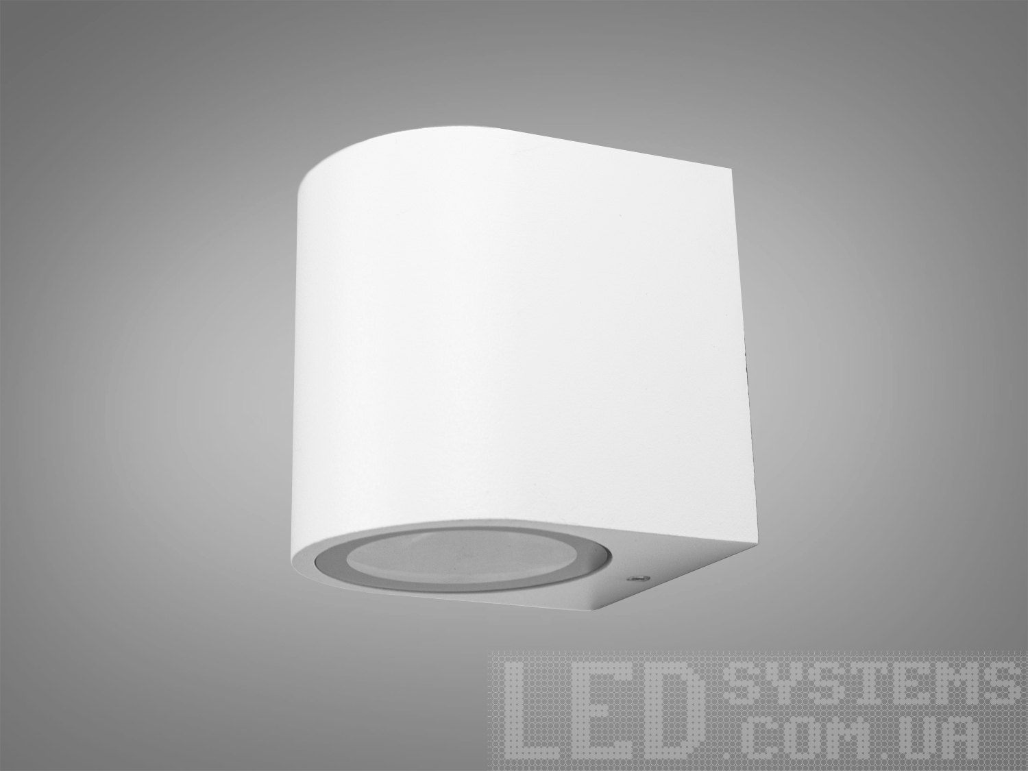 Настінне фасадне підсвічування для будинку на 1 лампу підійде для освітлення дачної ділянки, прибудинкової території приватного або багатоквартирного будинку. Також може бути використаний у приміщенні як заміна настінного бра. Застосовується для створення вражаючої атмосфери та привабливого зовнішнього вигляду вашого будинку чи комерційної будівлі.
Фасадний світильник має малий розмір і високу світловіддачу. Світлодіодні лампи з цоколем GU10 забезпечують яскраве, енергоефективне освітлення, яке скорочує енергоспоживання та забезпечує довговічність.
Із захистом IP67, це вуличне підсвічування повністю захищене від пилу та води, що дозволяє їй чудово справлятися з екстремальними погодними умовами, включаючи дощ, сніг та вологу. Ви можете бути впевнені у надійності та довговічності цього світильника навіть при експлуатації на відкритому повітрі.
Світильник кріпиться до стіни за допомогою монтажної планки.