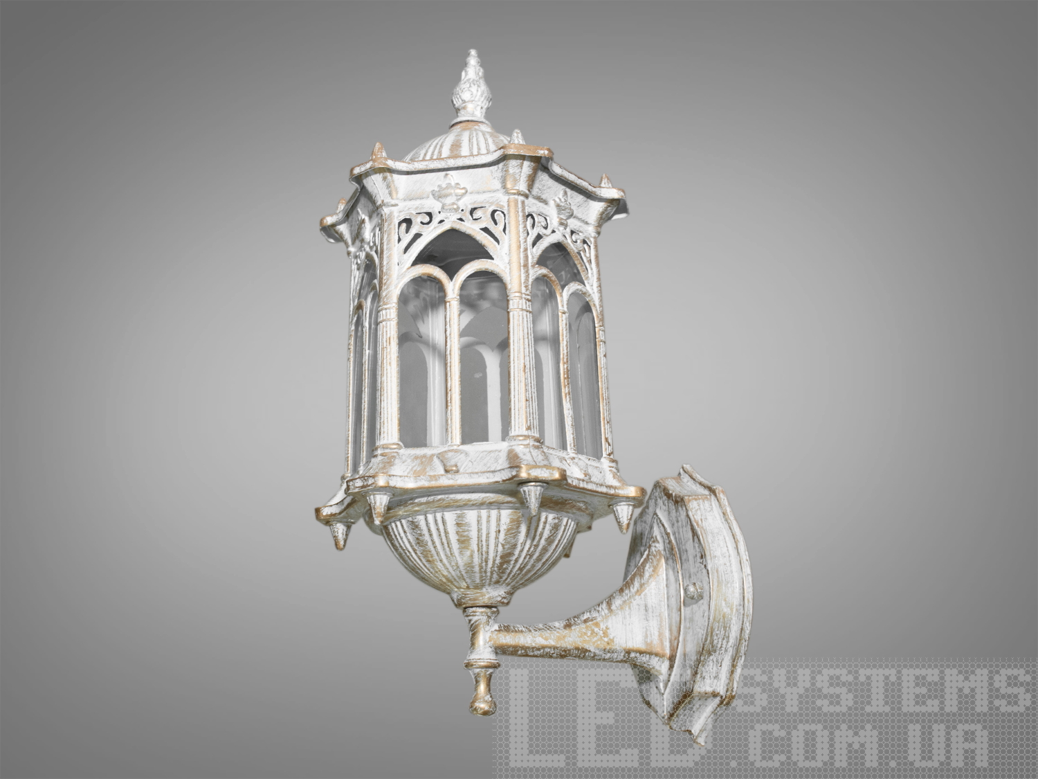 Садово-парковий фасадний світильник для підсвічування фасадних стін будинків, офісів, готелів, магазинів, ресторанів та котеджів.
За допомогою такого світильника можна легко прикрасити будь-яку хату. Чудовою перевагою стала можливість застосування у цьому світильнику будь-якого типу ламп &ndash; розжарювання, енергозберігаюча, світлодіодна &ndash; на патрон Е27.