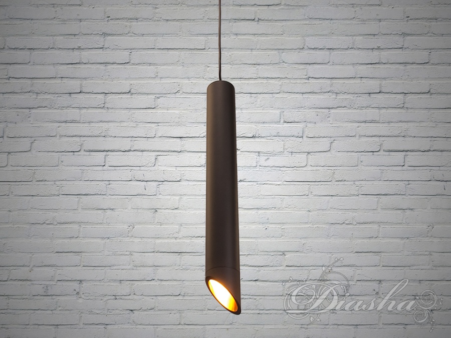 Накладні точкові світильники призначені для яскравого акцентного освітлення. Вони можуть ефектно висвітлити барну стійку, робочу поверхню, або наприклад вітрину магазину. Сувора стильна форма накладного точкового світильника гармонійно вписується в сучасні інтер'єри.
Строгість, простота і функціональність - три головні риси сучасного інтер'єру. Нові накладні точкові світильники від ТМ 