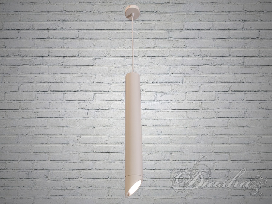 Накладні точкові світильники призначені для яскравого акцентного освітлення. Вони можуть ефектно висвітлити барну стійку, робочу поверхню, або наприклад вітрину магазину. Сувора стильна форма накладного точкового світильника гармонійно вписується в сучасні інтер'єри.
Строгість, простота і функціональність - три головні риси сучасного інтер'єру. Нові накладні точкові світильники від ТМ 