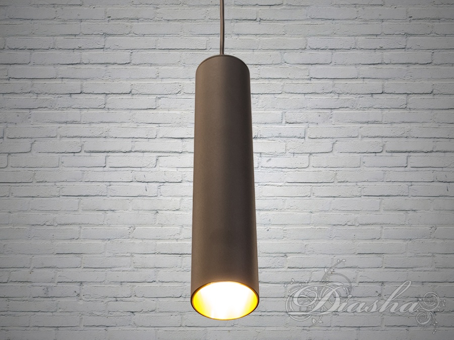 Накладні точкові світильники призначені для яскравого акцентного освітлення. Вони можуть ефектно висвітлити барну стійку, робочу поверхню, або наприклад вітрину магазину. Сувора стильна форма накладного точкового світильника гармонійно вписується в сучасні інтер'єри.
Строгість, простота і функціональність - три головні риси сучасного інтер'єру. Нові накладні точкові світильники від ТМ 