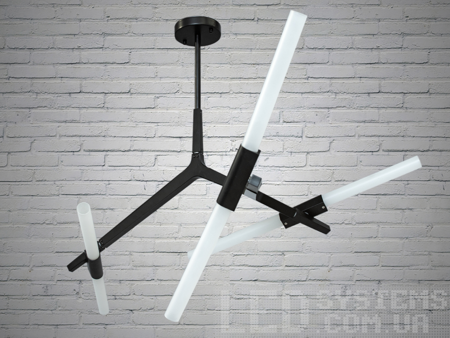 Стильна люстра в стилі Loft чорного кольору представляє лаконічний і в той же час дуже стильний дизайн, який підійде для цінителів мінімалізму і свободи думки в інтер'єрі, розрахована на 6 ламп. Люстра з чорною металевою основою та матовими акриловими плафонами, які ідеально розсіяють світло від лампи будь-якого типу. Люстри в стилі &laquo;лофт&raquo; ідеально впишуться в сучасні будинки, квартири, кафе, арт-простір, коворкінги, квеструми. Люстра під галогенову або світлодіодну лампу з цоколем g9. Кріпиться до навісних, натяжних та звичайних стель універсальним кріпленням &ndash; на планку.

Ідеально для світлодіодних ламп.

Лампи до комплекту не входять.