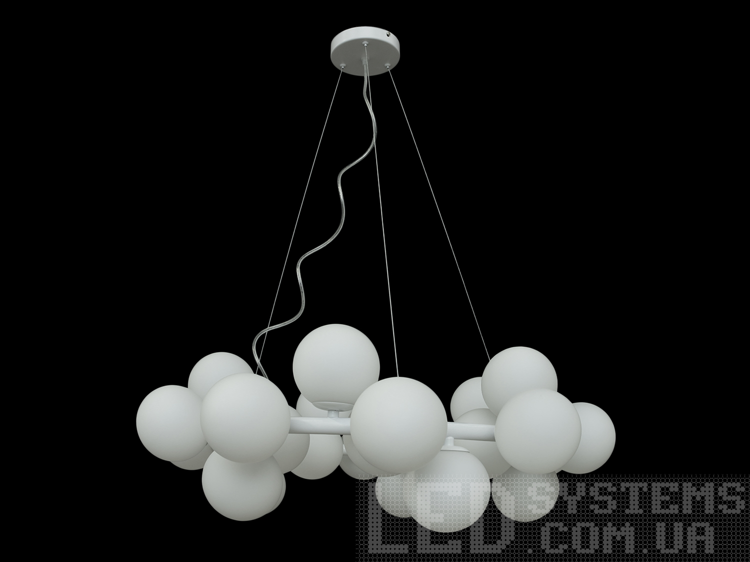 Стильна люстра в стилі Лофт для кухні білого кольору представляє лаконічний і в той же час дуже стильний дизайн, який підійде для цінителів мінімалізму і свободи думки в інтер'єрі, розрахована на 25 ламп. Люстра з білою металевою основою та матовими скляними плафонами, які ідеально розсіяють світло від лампи будь-якого типу. Люстри в стилі &laquo;лофт&raquo; ідеально впишуться в сучасні будинки, квартири, кафе, арт-простір, коворкінги, квеструми. Люстра під галогенову чи світлодіодну лампу цоколем g9. Кріпиться до навісних, натяжних та звичайних стель універсальним кріпленням &ndash; планка.

Ідеально для світлодіодних ламп.

Лампи до комплекту не входять.