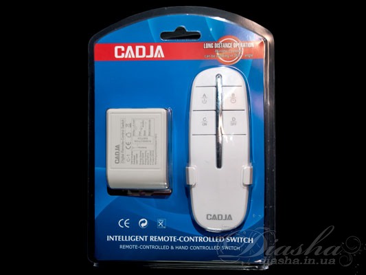 Кол-во цепей нагрузки: 1 Таймер: да Максимальная мощность нагрузки: 1х1000 Вт. Размер контроллера: 54Х40Х22мм. &nbsp;&nbsp;&nbsp;Пульт дистанционного управления (ПДУ) позволяет включать и выключать свет, а также выбирать необходимое количество включенных ламп из любой точки комнаты, и даже не находясь в ней. После установки такого пульта к вашей люстре вам больше нет необходимости выключать свет а потом в темноте пробираться от выключателя к кровати, вы можете удивить ваших гостей погасив или включив освещении не вставая с кресла. Начался захватывающий фильм, вам хочется приглушить свет и лень вставать &ndash; нет проблем - всего одно нажатие клавиши на пульте и освещение подчинится Вам. &nbsp;&nbsp;&nbsp;Также неоспоримым преимуществом пульта является отсутствие необходимости прокладывать проводку к выключателю. Например, если вы решили установить люстру с двумя-тремя и более режимами, а существующая проводка рассчитана всего лишь на одинарный выключатель. И для подключения не обойтись исключительно заменой выключателя, ведь надо и поменять провода от выключателя к люстре. А это в свою очередь ведет к штроблению стен, порче обоев, огромным временным и материальным затратам. При использовании пультового управления все, что придется сделать при установке &ndash; подключить блок управления к люстре (устанавливается непосредственно в корпус люстры) и закрепить на стене подставку для пульта. &nbsp;&nbsp;&nbsp;Пульт рассчитан на подключение люстры общей мощностью до 1000Вт, может быть подключен как к галогеновым люстрам, так и к классическим с лампами накаливания или экономками. Размер блока управления настолько невелик, что позволяет устанавливать его практически на любую люстру, в дозу или подразетник. Даже при отсутствии у люстры потолочной коробки блок можно закрепить на раме люстры.