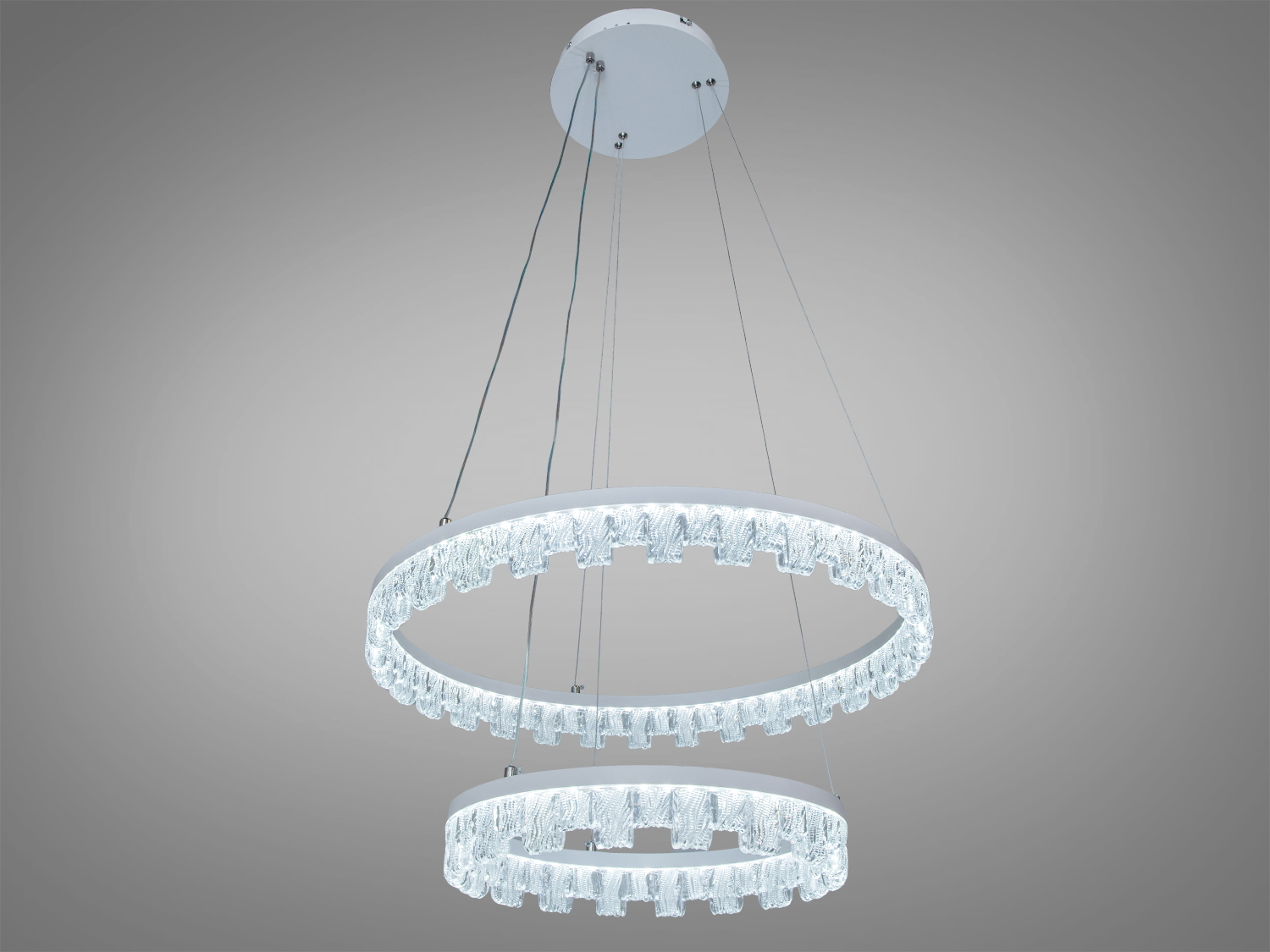 LED люстра з двома кільцями 82 Вт у білому кольорі з кришталевими елементами для освітлення кімнат до 14 м². Регульована висота, просте керування.