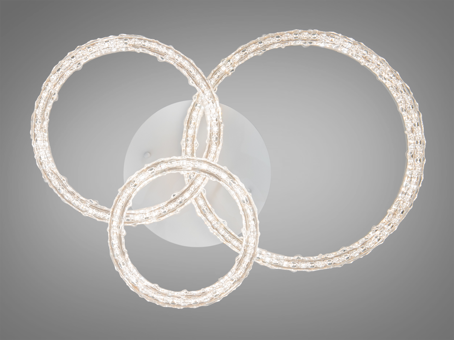 Світлодіодна стельова люстра MX78202 біла з трьома акриловими кільцями потужністю 88 Вт без пульта для сучасних інтер′єрів.