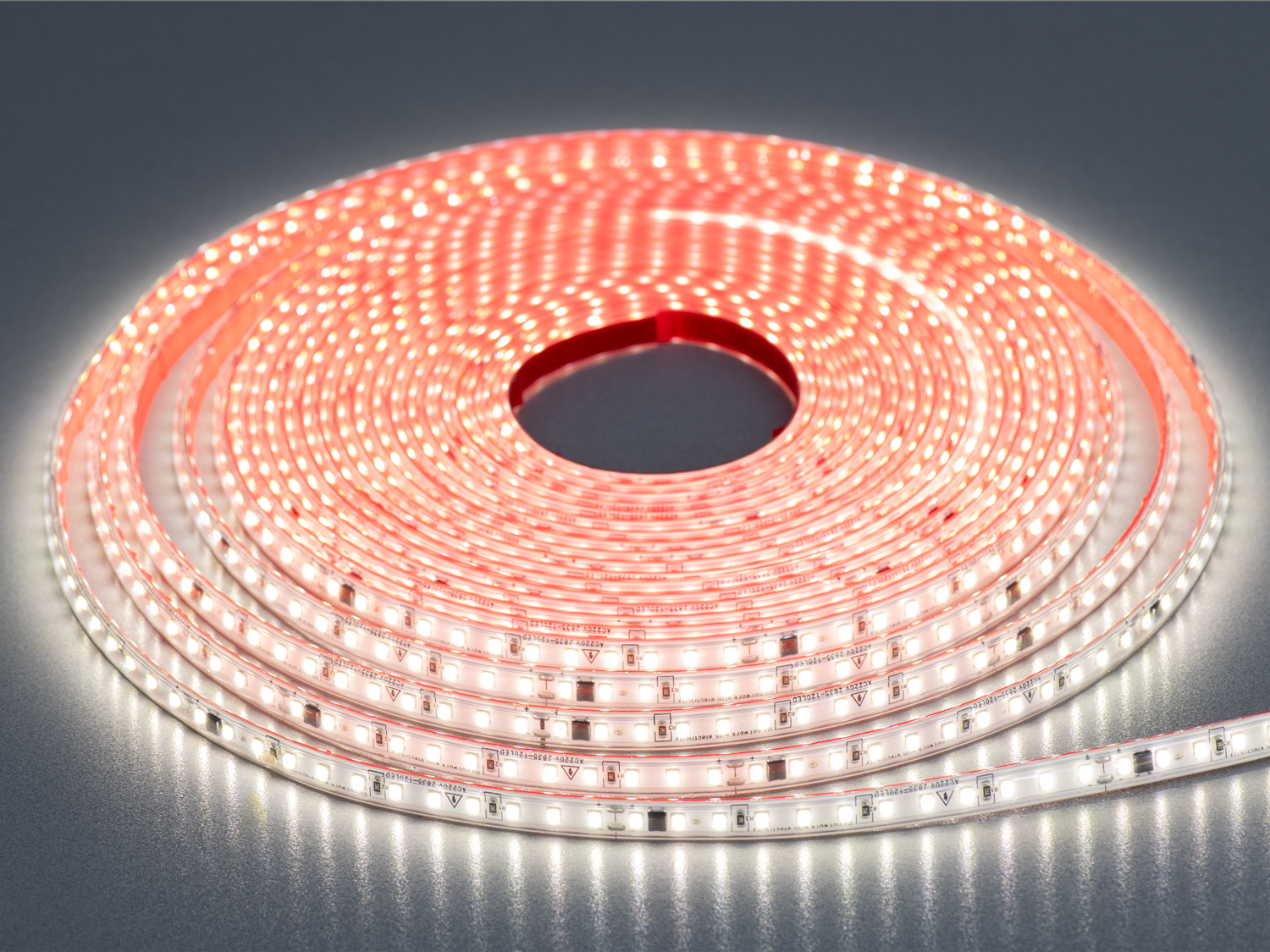 LED стрічка 220в, 120 шт/м, герметична, 8мм, нейтральний. Ця світлодіодна стрічка стане вашим найкращим помічником у реалізації будь-якого світлового задуму.