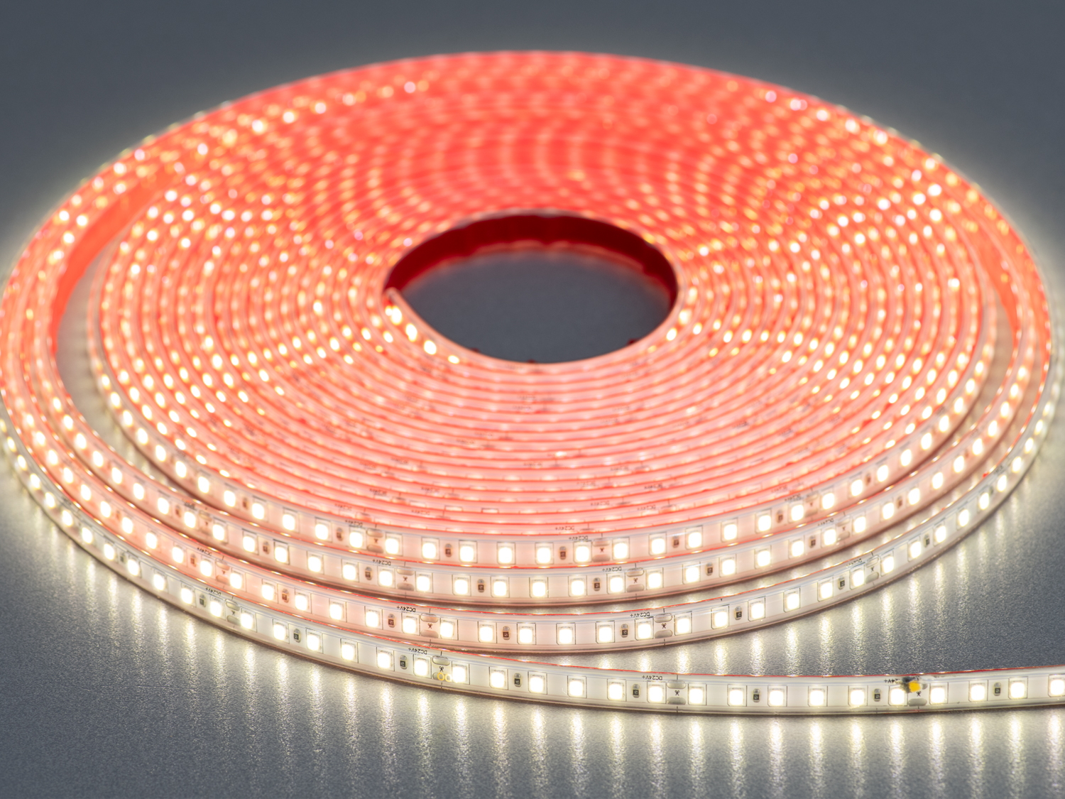 LED стрічка 24В, 120 шт/м, герметична, 8мм, нейтральний. Придбайте лед стрічку, універсальність якої дозволяє втілювати найсміливіші ідеї — вдома, на вулиці чи у бізнес-просторі. LED стрічка 24В, 120 шт/м, герметична, 8мм, нейтральний. Придбайте лед стрічку, універсальність якої дозволяє втілювати найсміливіші ідеї — вдома, на вулиці чи у бізнес-просторі.