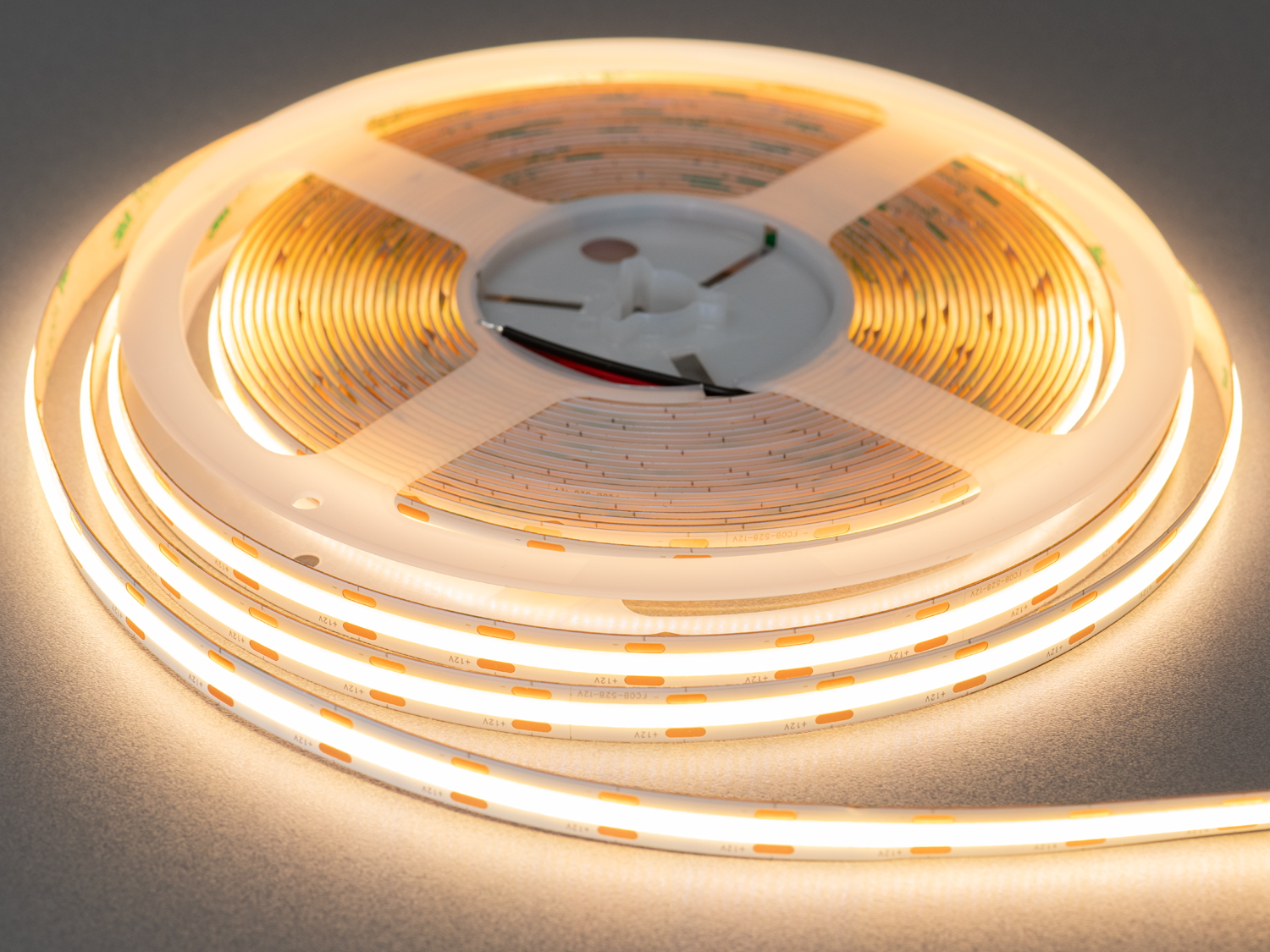 COB LED стрічка 12В, 608 діодів на метр, 10мм, теплий. 