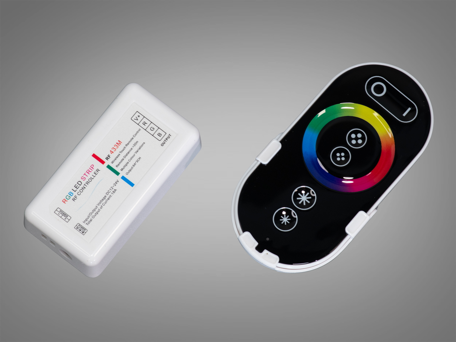 Контролер з ДК для RGB стрічки. Унікальні світлові ефекти — такі як плавне переливання кольорів, імпульсні або стробоскопічні режими — додають простору енергії.