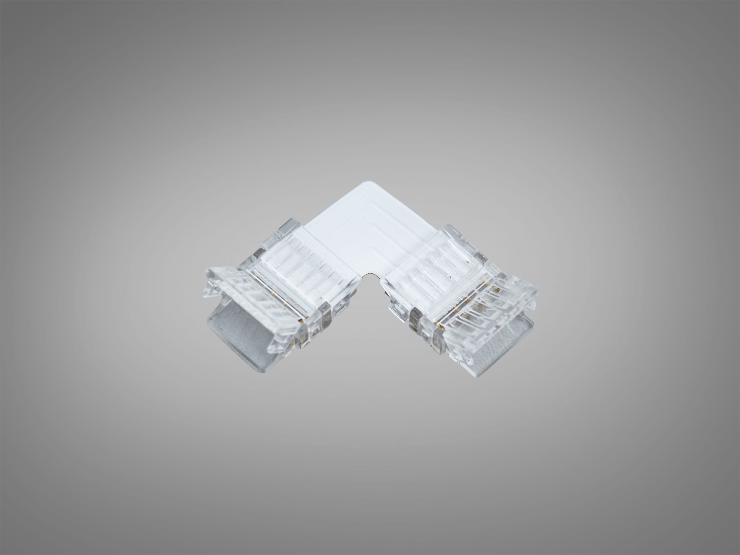 Прозорий L‑конектор Diasha для RGB LED стрічок 10 мм, 4pin. Швидке з’єднання без пайки, акуратний 90° поворот і майже непомітний стик у профілях.