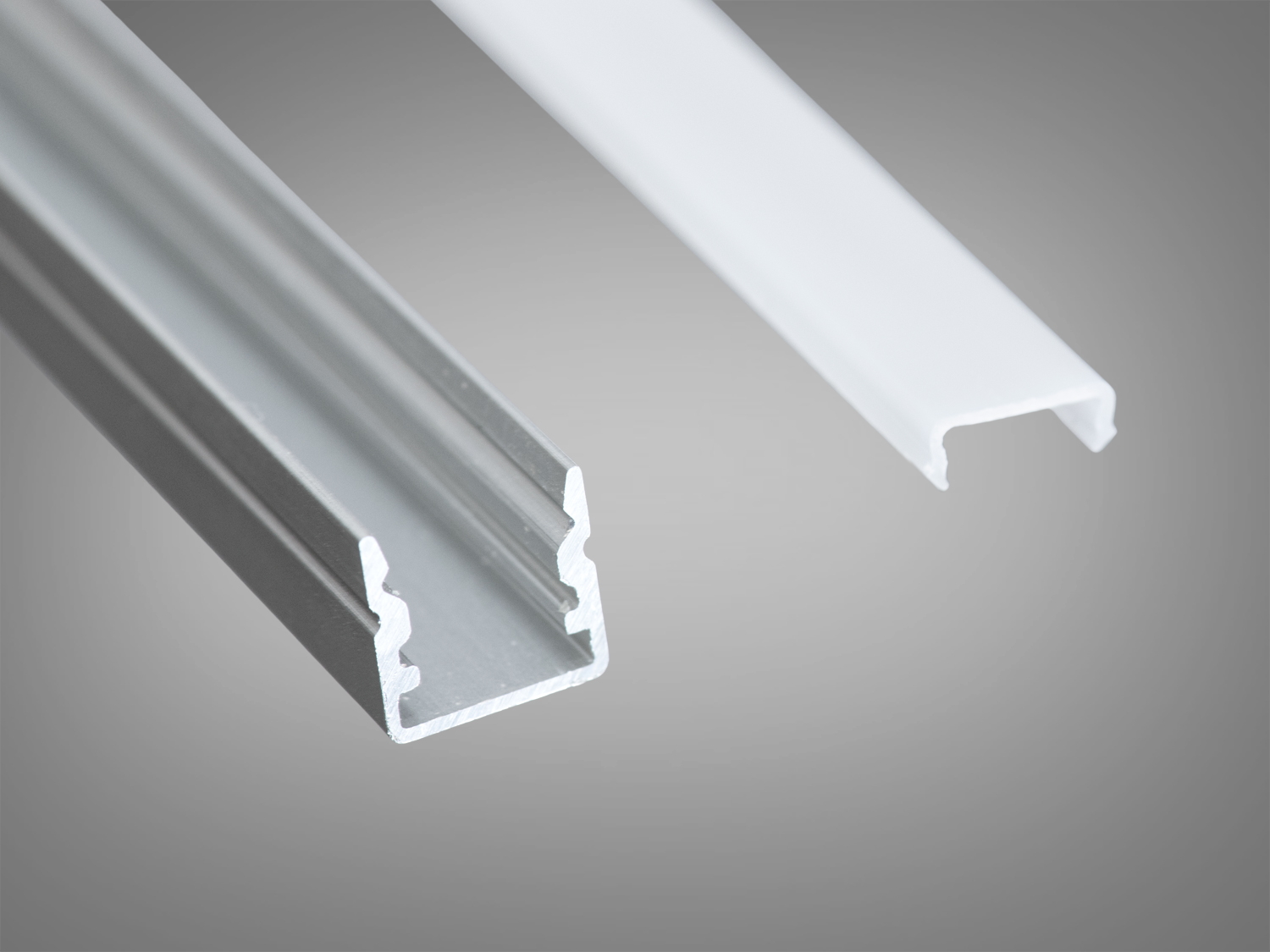 Профіль для LED стрічки, накладний. 