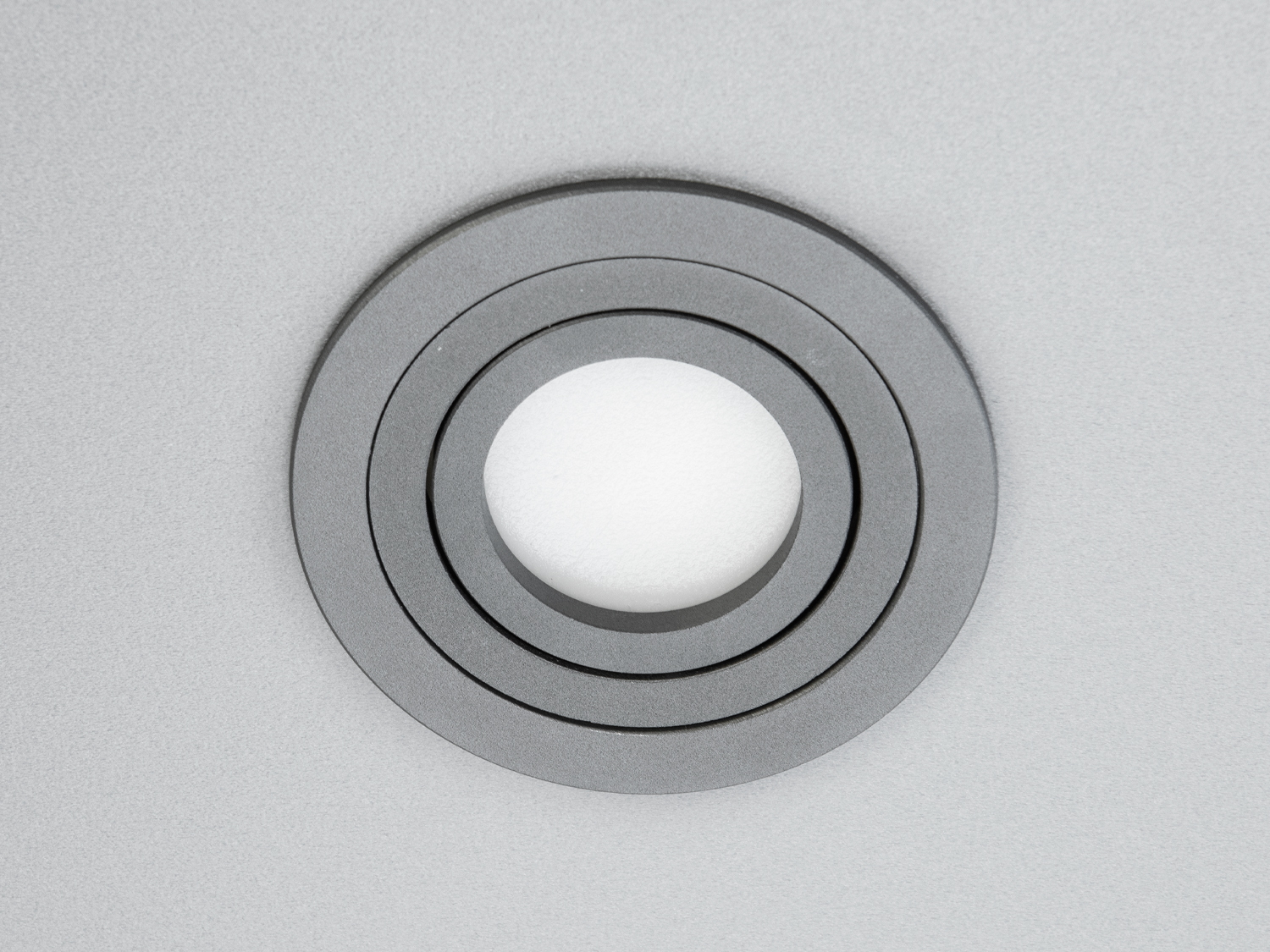 Круглий врізний точковий світильник, серія 