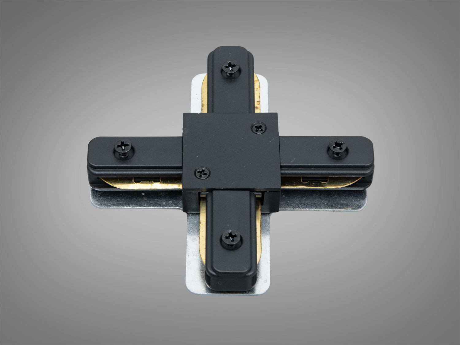 Чорний хрестоподібний зʼєднувач Diasha 1209 для одноконтурних треків 220В. Створює акуратне перехрестя з чотирьох напрямків, сумісний із серією 1209.