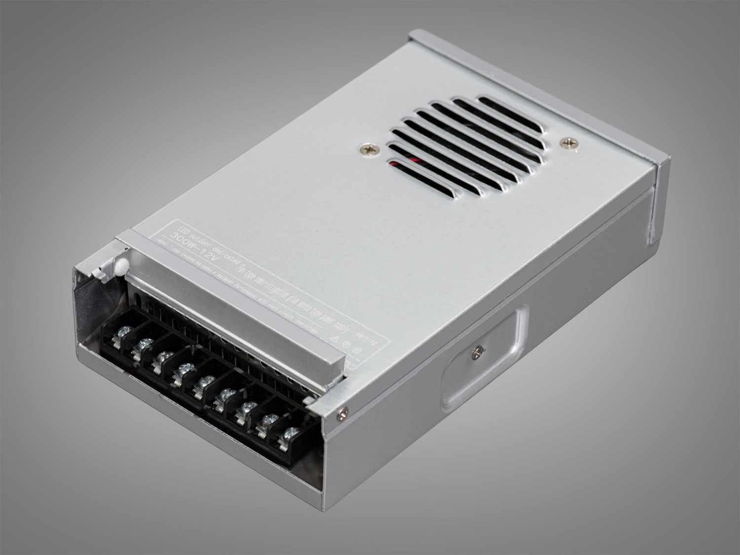 Блок живлення 12В, із захистом від дощу, 300Вт, 25А. Ступінь захисту IP54, що дозволяє використовувати цей блок живлення у приміщеннях із підвищеною вологістю або під відкритим небом.