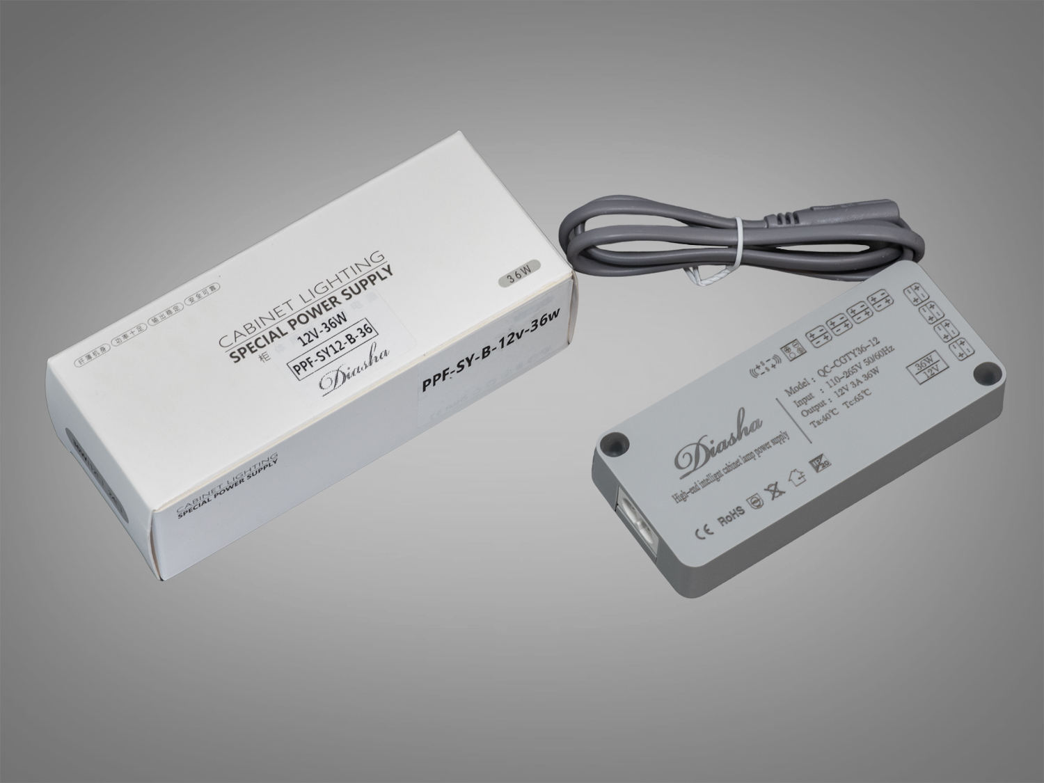Тонкий керований блок живлення 12В, 36Вт, 3А. Він не лише якісно виконує свої функції, а й легко інтегрується в будь-який інтерєр завдяки компактним розмірам і сучасному вигляду.