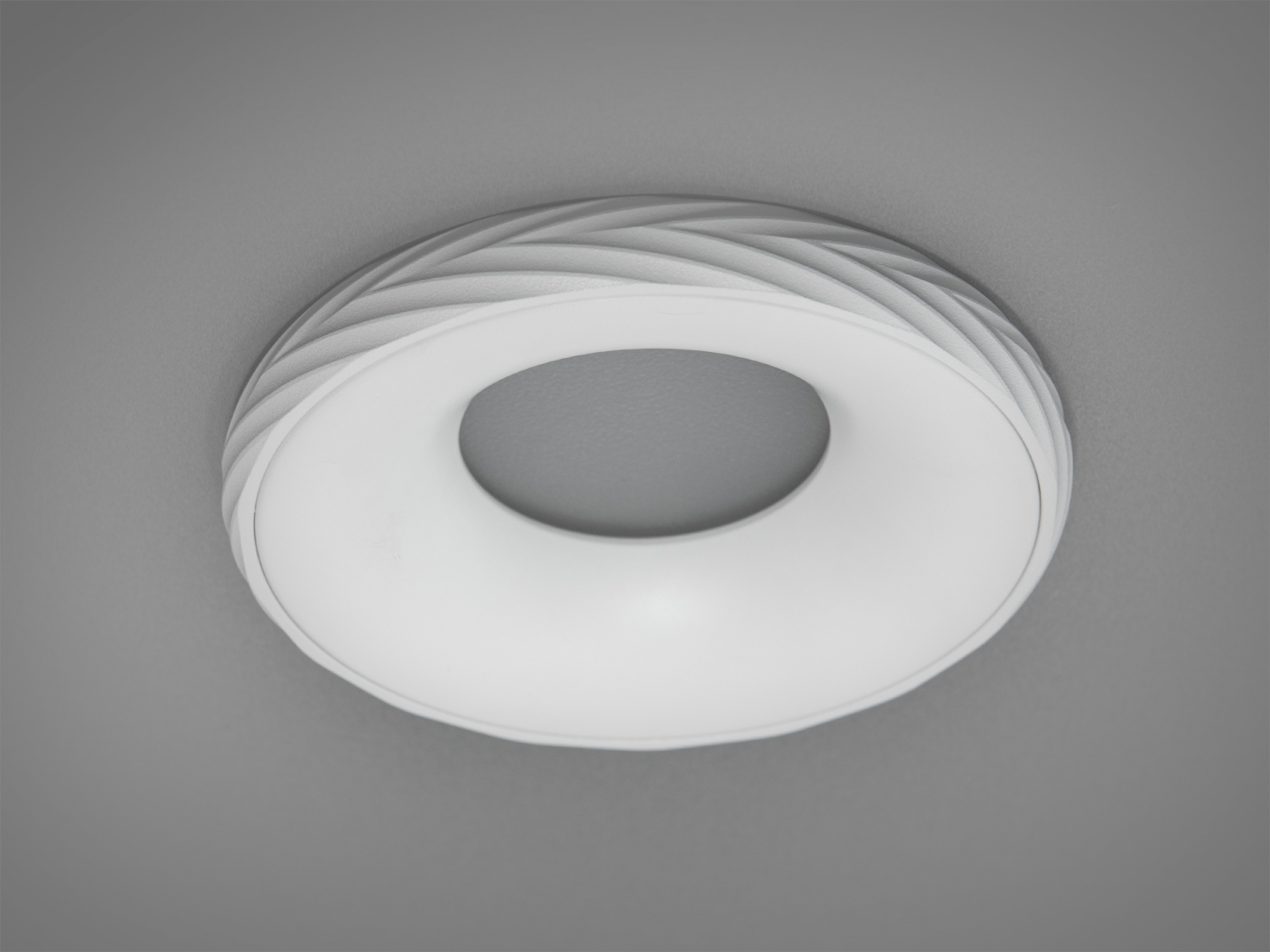 Ексклюзивний точковий врізний світильник сер�