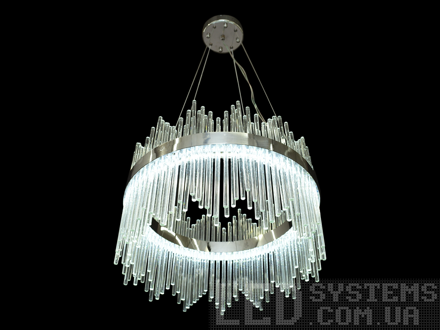 Кришталева світлодіодна люстра ідеально підійде для невеликих кімнат, і навіть для низьких стель, так як висота регулюється, наприклад, в коридор, кухню, спальню. Світлодіодна люстра має кілька режимів: холодний 6400К, нейтральний 4500К, теплий 2700К. Перемикання здійснюється з настінного вимикача почерговим увімкненням/вимкненням. Світлодіоди дозволяють підбирати необхідну температуру світла. Використання гнучкого світлодіодного модуля в люстрі дозволяє вивести естетичні якості на новий сучасний рівень. Кріпиться до стелі (гіпсокартонних, навісних, натяжних) універсальним кріпленням-планкою.