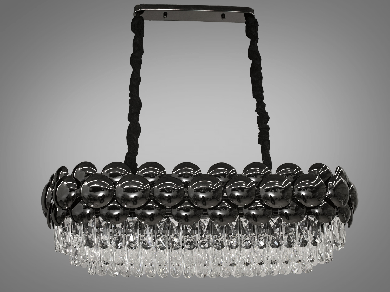 Класична кришталева люстра овальної форми для вітальні, їдальні, підходить також для довгастих кімнат. Пропорції овальних люстр ідеально гармоніюють з великими обідніми столами.&nbsp;Люстра спеціально розрахована так, що максимум яскравого світла потрапить на стіл, а інший простір приміщення наповниться м'яким світлом розсіяний кришталевими підвісками.&nbsp;Стельове кріплення на планку універсальне і підходить для навісних, натяжних і звичайних стель. Люстра-подвес під звичайні лампочки розжарювання, економки, або світлодіодні лампи з цоколем Е14.&nbsp;
Увага. Вага люстри більше 10кг.