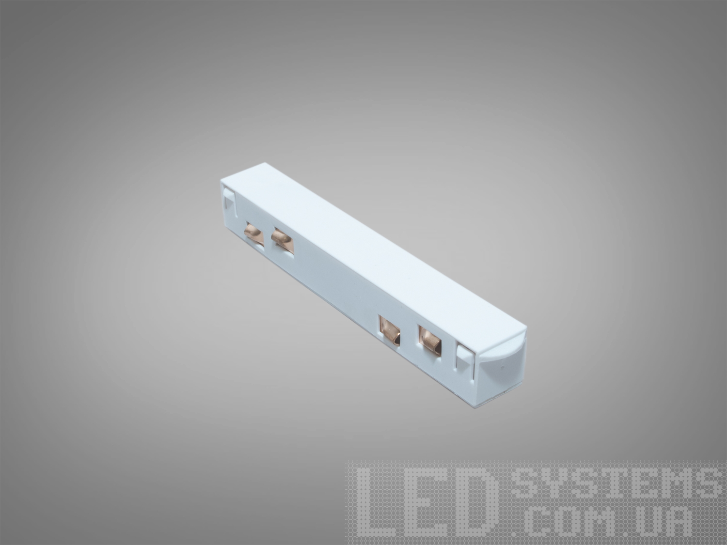 Прямий з'єднувач живлення підходить для електричного з'єднання ділянок магнітної трекової системи 20-ї та 35-ї серій.&nbsp;
Використовується для нарощування довжини треку. Не встановлюється в місцях розриву ланцюга, при використанні кількох блоків живлення магнітної трекової системи.&nbsp;
Для механічного з'єднання треків використовуються монтажні пластини, які ви можете вибрати в розділі 