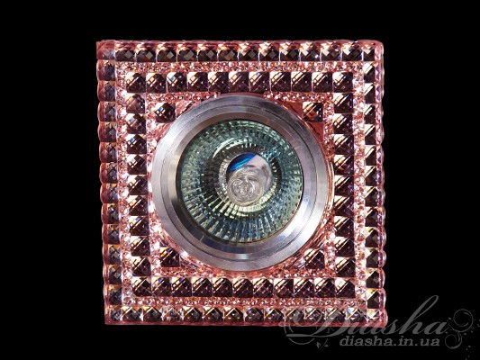 Зазвичай точкові світильники призначаються для підвісних стель і для підсвічування різних ніш або робочої поверхні. Конструктивно точковий світильник складається з двох частин: видимої - декоративної та вбудованої - функціональною. Функціональна частина світильників складається з каркаса, куди вставляється джерело світла та кріпиться декоративна частина, а також затискачів, які призначені для кріплення світильника до стелі. Різноманітність декоративної частини точкових світильників&nbsp;дозволяє зробити Ваш інтер'єр неповторним. Головні якості сучасних точкових світильників - це рівномірне освітлення всього приміщення з можливістю акцентування необхідних деталей інтер'єру. 
Для оптових покупців відпускається лише ящиками по 50 шт. 
Лампа і трансформатор в комплект не входять.