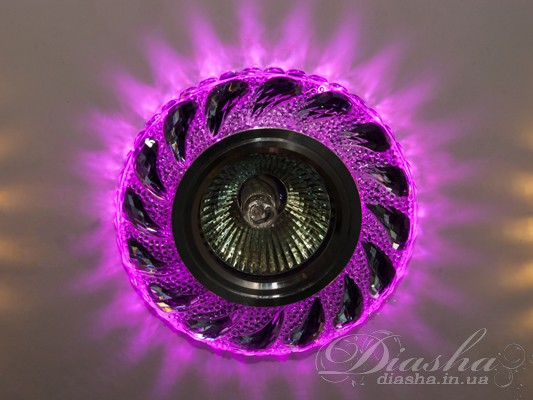 Зазвичай точкові світильники призначаються для підвісних стель і для підсвічування різних ніш або робочої поверхні. Конструктивно точковий світильник складається з двох частин: видимої - декоративної та вбудованої - функціональною. Функціональна частина світильників складається з каркаса, куди вставляється джерело світла та кріпиться декоративна частина, а також затискачів, які призначені для кріплення світильника до стелі. Різноманітність декоративної частини точкових світильників&nbsp;дозволяє зробити Ваш інтер′єр неповторним. Головні якості сучасних точкових світильників - це рівномірне освітлення всього приміщення з можливістю акцентування необхідних деталей інтер′єру. 
Для оптових покупців відпускається лише ящиками по 50 шт. 
Лампа і трансформатор в комплект не входять.