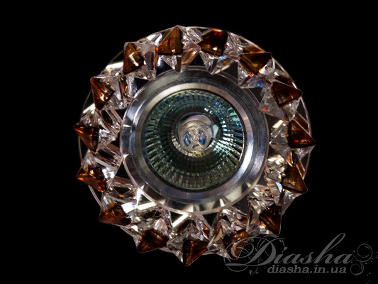 &nbsp;&nbsp;&nbsp;Новая серия точечных светильников ТМ Диаша позволит сделать Вашу квартиру стильной и современной. Данные светильники идеально подходят для светодиодных ламп, которые обеспечивают наилучшие параметры освещенности и энергосбережения, давая дизайнеру интерьера возможность для креатива. &nbsp;&nbsp;&nbsp;
&nbsp; &nbsp;Точечная врезка - это специальный встраиваемый светильник, который используется для направленной или общей подсветки определенных участков Вашей квартиры. Их применяют на кухне, в ванной комнате, для освещения лестниц и в жилых комнатах. &nbsp;&nbsp;&nbsp;При равномерном распределении различных источников света (например: люстра в центре комнаты + точечные светильники по краю потолка) вы можете добиться эффекта отсутствия тени и зрительно увиличить пространство комнаты. Куда бы Вы ни посмотрели, точечные светильники будут освещать пространство перед Вами и все окружающие Вас предметы.
&nbsp; &nbsp;Для оптовых покупателей отпускается только ящиками по 50шт&nbsp;&nbsp;&nbsp;&nbsp;Лампа и трансформатор в комплект не входят
&nbsp;